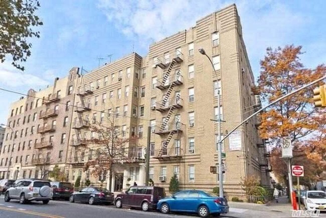 Fort Hamilton Parkway Brooklyn Ny