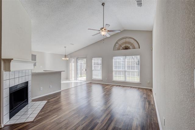 Foto del edificio - 9028 Brushy Creek Trail