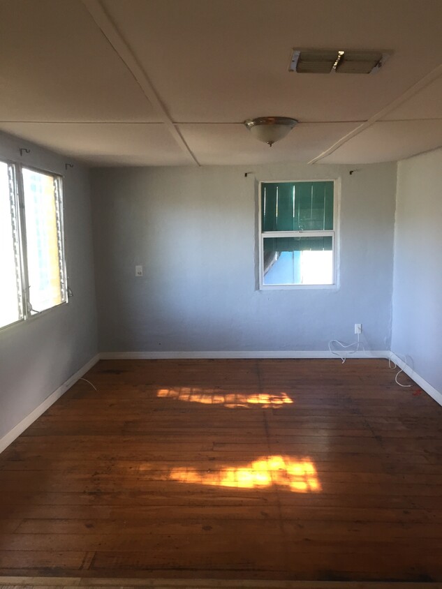 living room - 27279 Rio Vista Cir