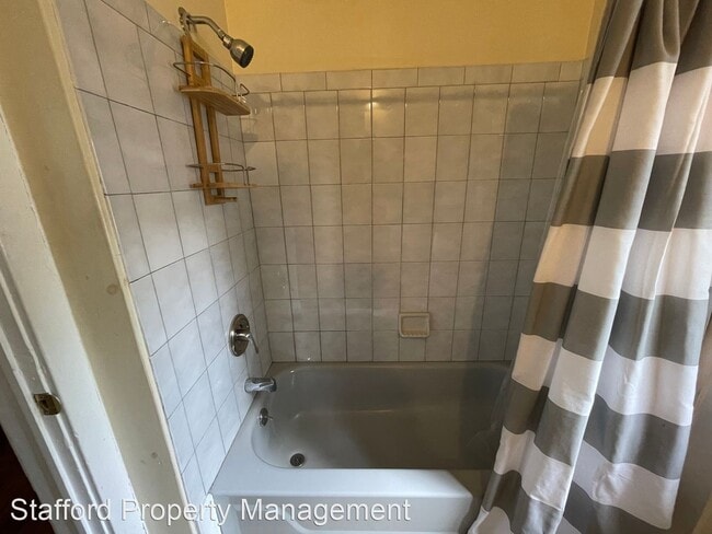 Building Photo - 4 br, 3 bath House - 81 W High Terrace