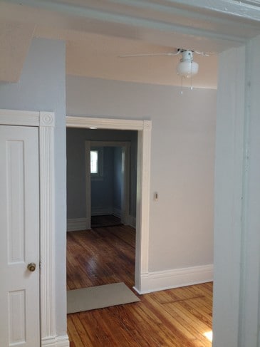 Building Photo - 146 W Cedar Ave