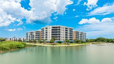 Building Photo - 10520 Boardwalk Loop