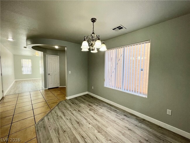 Foto del edificio - 8005 Twain Harte St