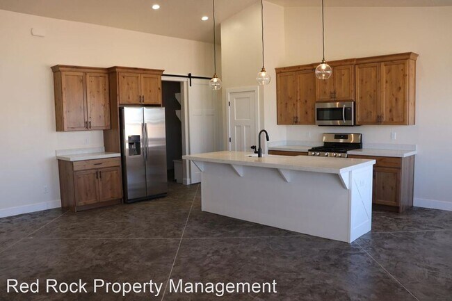 Foto del edificio - 5 br, 3 bath House - 3205 E 2840 S Circle