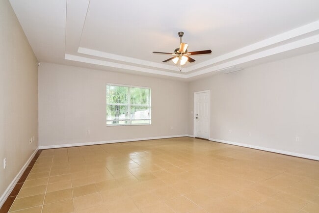 Foto del edificio - 6557 Shepherd Oaks Rd