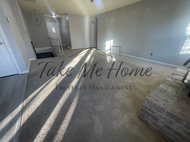 Foto del edificio - 3 Bedroom Basement Home in Kickapoo District!