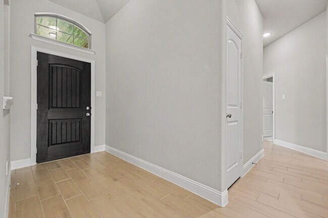 Building Photo - 312 Eagle Ridge Rd