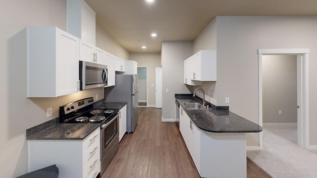 2x2 Venice Kitchen - Four Seasons Central