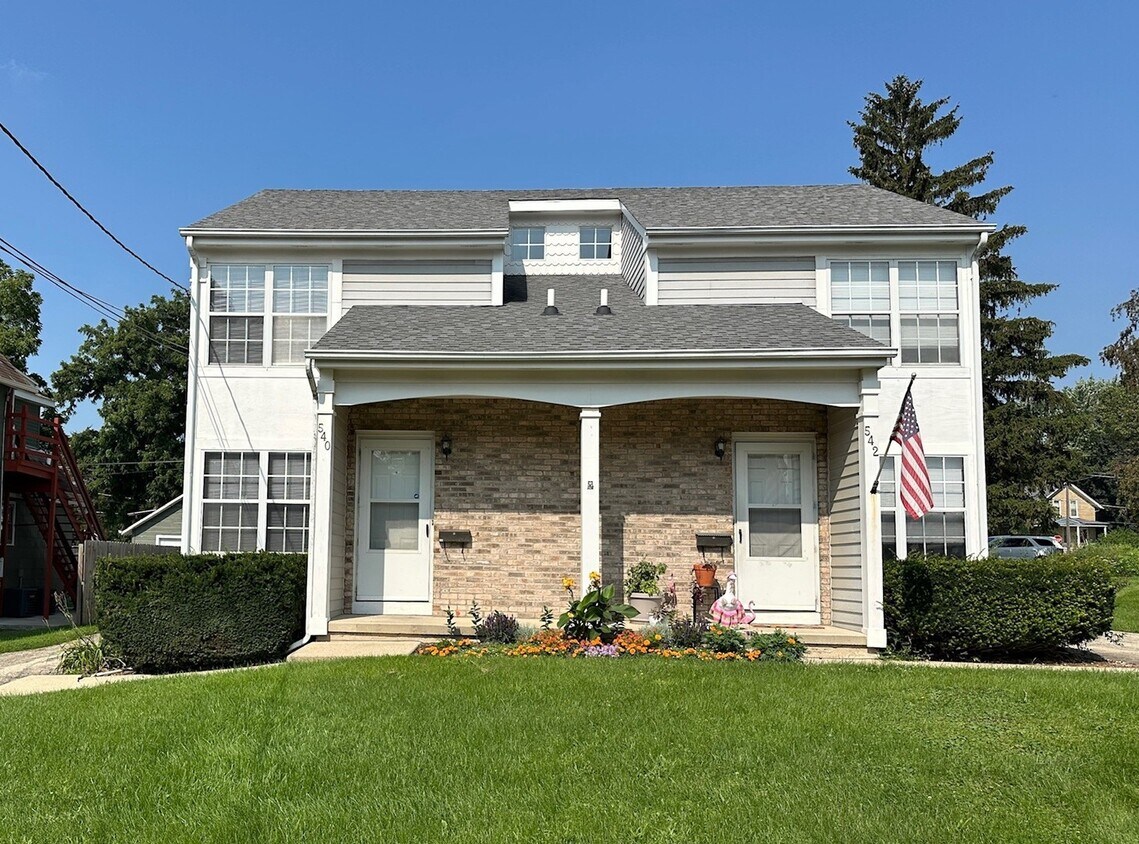 Foto principal - 540 N Crystal Ave