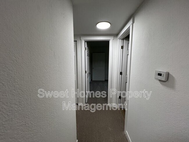 Building Photo - 15901 48th Ave W