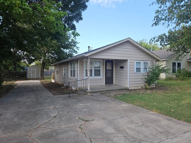 (2) Bed/(1) Bath in Core Norman Avail NOW! Video Tour! - (2) Bed/(1) Bath in Core Norman Avail NOW! Video Tour! House