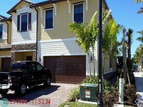 Building Photo - 4637 Caspian Way