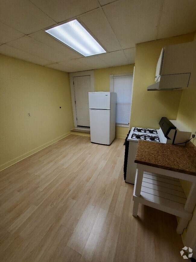 Houses for Rent in Adams MA with a Swimming Pool 1 Homes