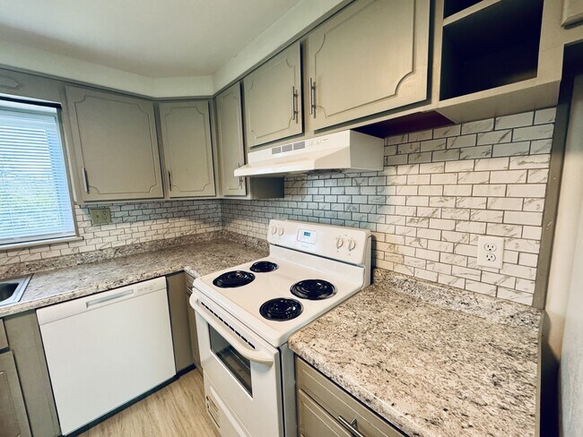 Foto del edificio - 1393 Saratoga Ave