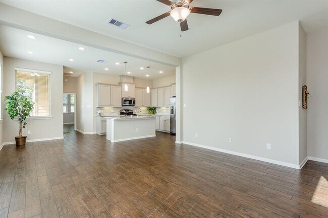 Building Photo - 22300 Misty Woods Ln