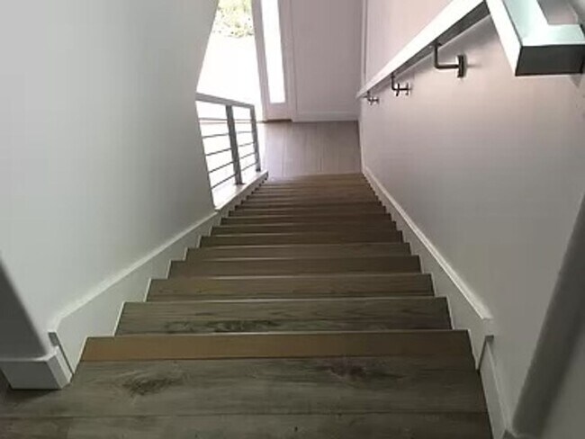 Building Photo - Spacious San Diego Home!