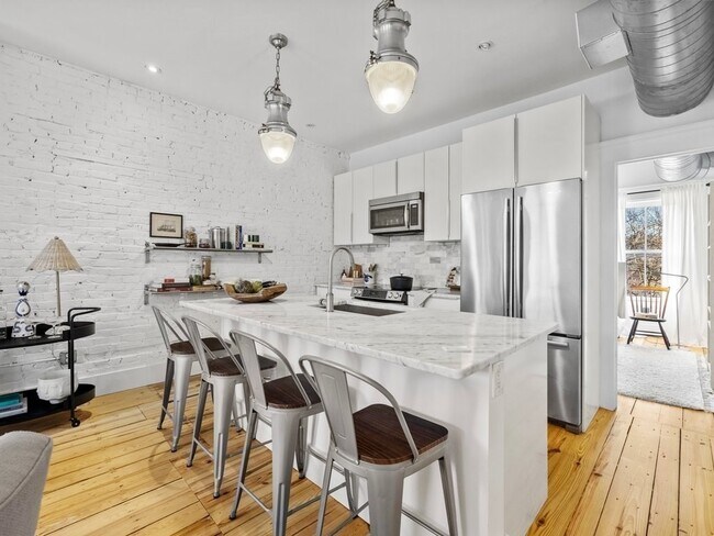 Foto del edificio - 67 Rutland St