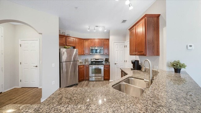 Photo - The Club at Hidden River Apartments