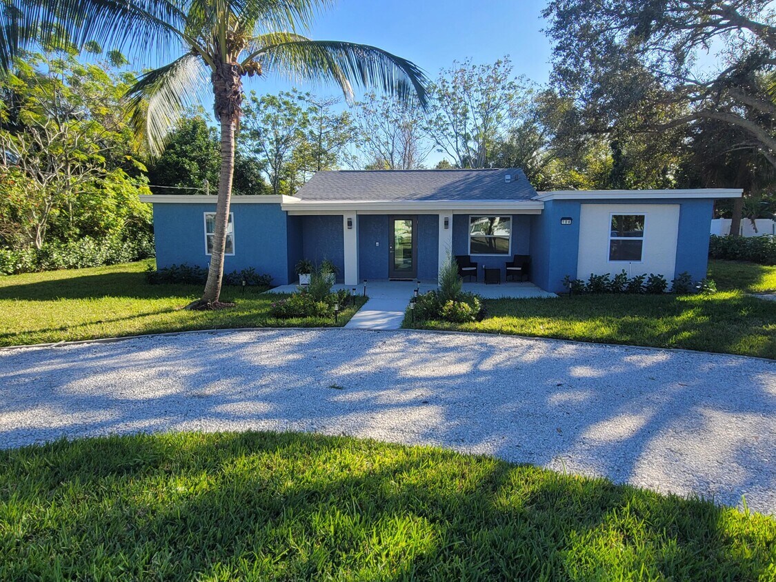 Foto principal - 106 E Chandler Rd