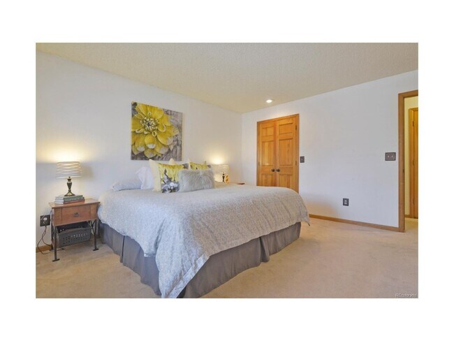 Foto del edificio - 12312 Clayton Court
