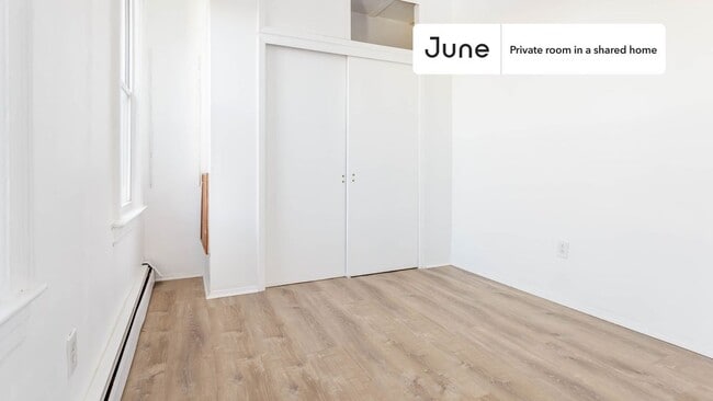 Foto del edificio - Room in Shared 4 bed/1 bath home