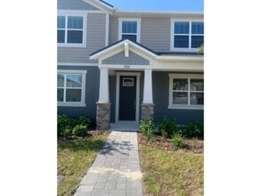 Building Photo - 3132 Gardenia Reserve St