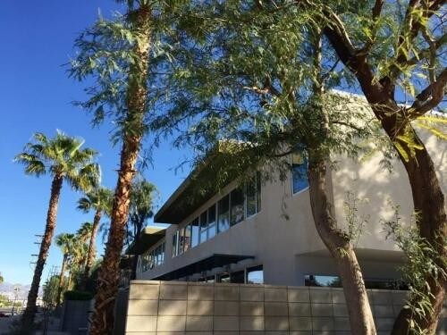 Foto del edificio - 2 bedroom in Palm Springs CA 92262