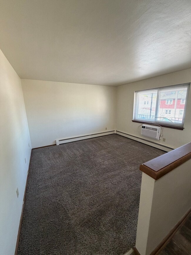 Building Photo - 8111 W Lincoln Ave