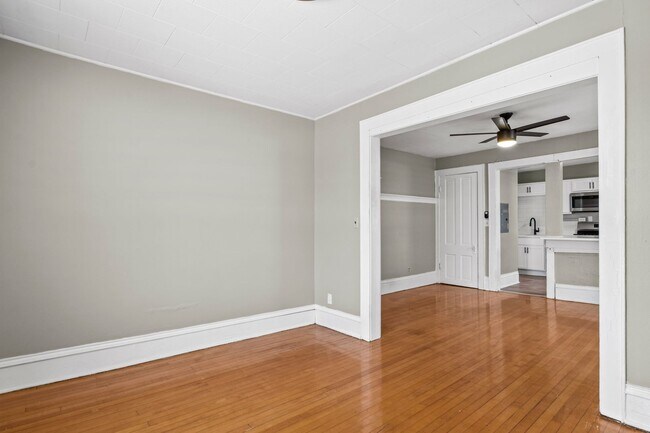 Foto del edificio - 1216 Williamson St