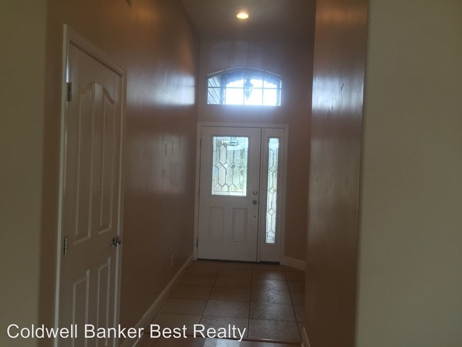 Building Photo - 4 br, 2 bath House - 24381 Jacaranda Dr.
