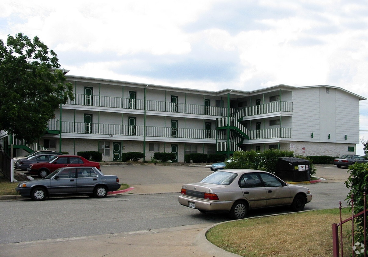 Alternate Building View - The Granada III