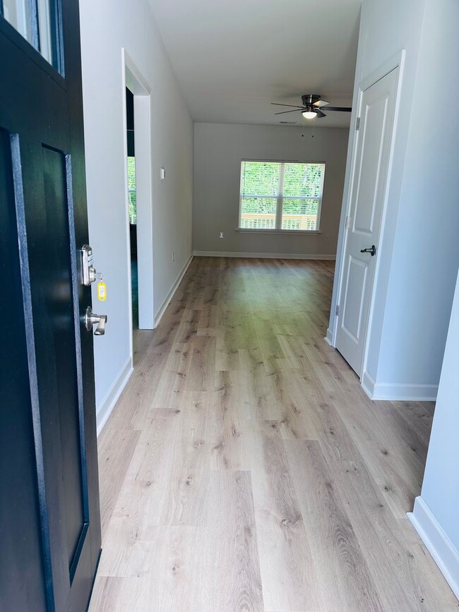 Building Photo - New Construction less than 30 minutes from...