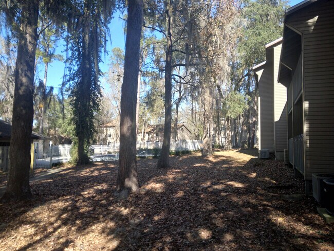 Patio trasero - 127 SE 16th Ave