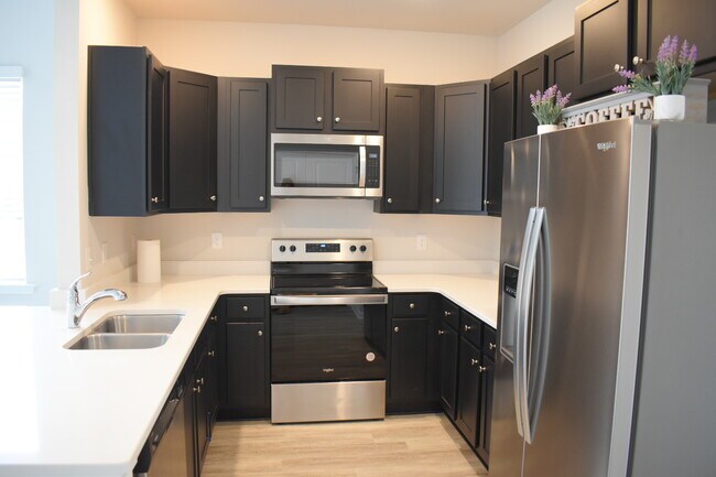 Foto del edificio - 7598 Knightbell Cir