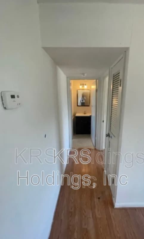 Building Photo - 776 W Ocean View Ave