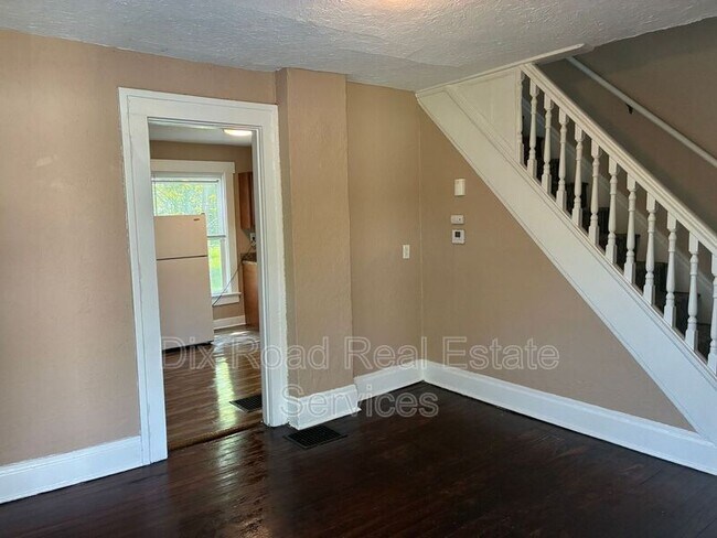 Foto del edificio - 2240 Lakeview Ave