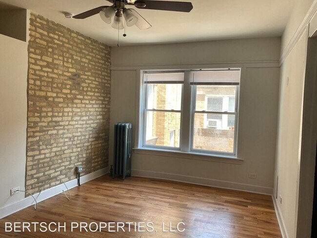 Foto del edificio - 3334-3344 W Ainslie St