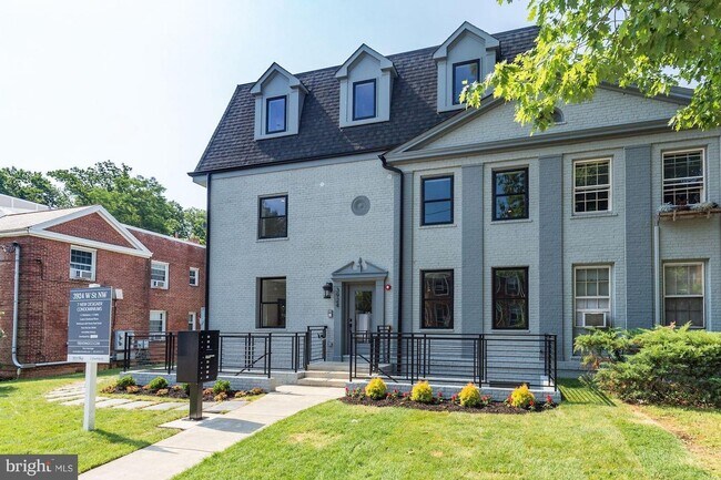 Foto del edificio - 3924 W St NW