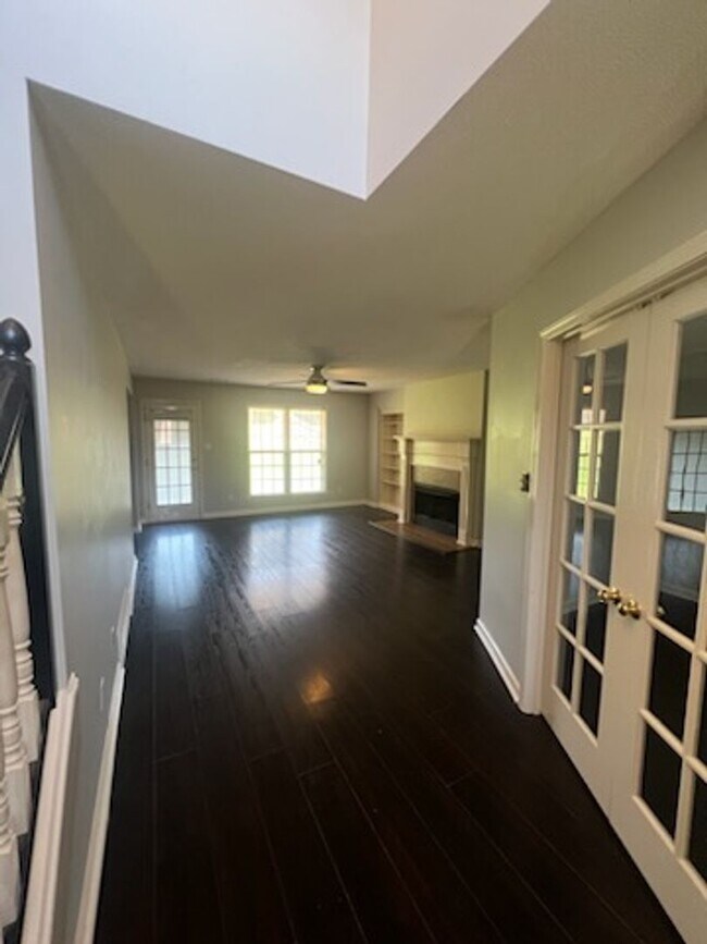 Foto del edificio - Occupied Arlington home available in mid J...