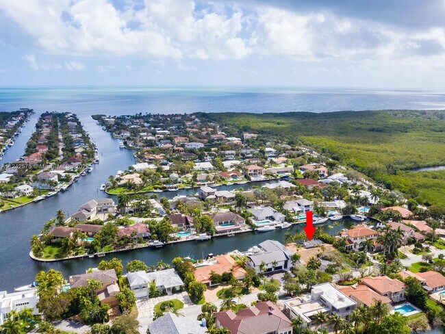 Building Photo - 13001 Deva St