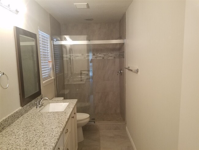 Foto del edificio - 5706 Saxon Dr