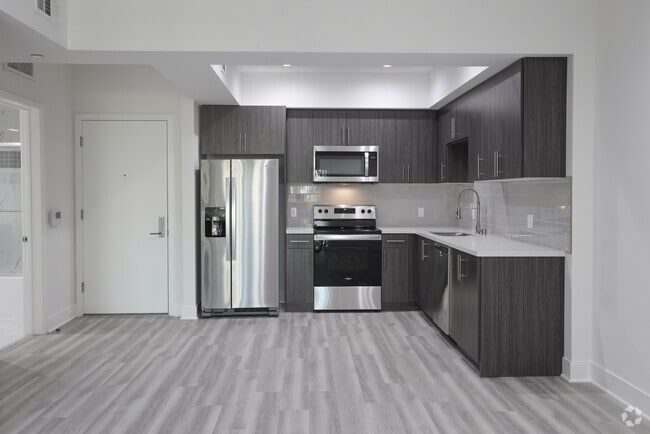 2BR, 2BA-1002 SF - The Luxe Residential