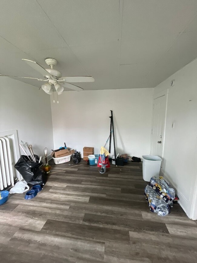 Building Photo - 228 Reifert St