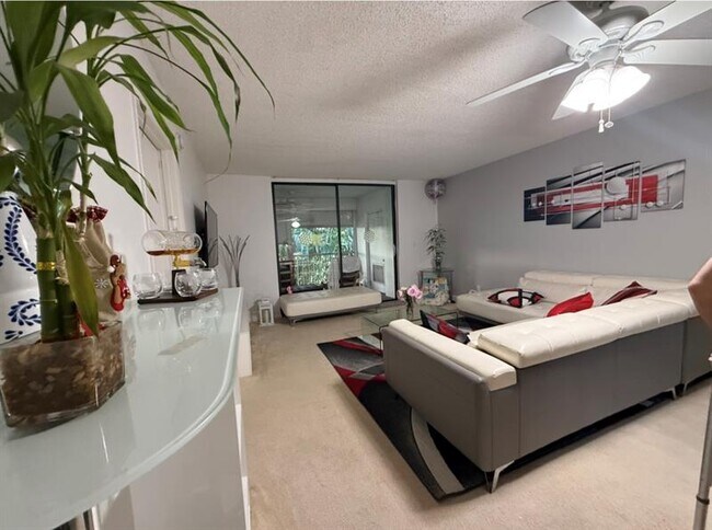 Foto del edificio - 7420 NW 18th St