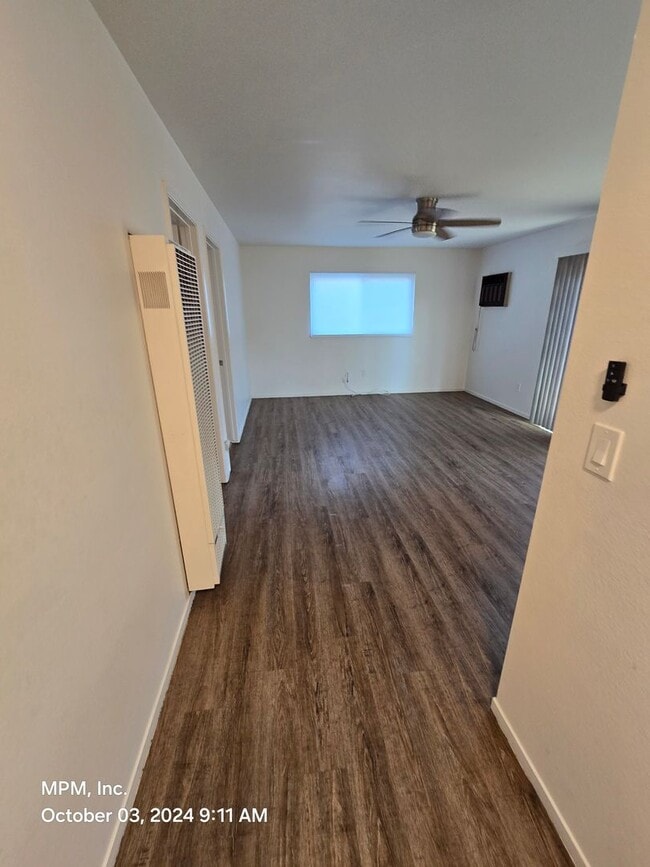 Foto del edificio - 419 Crocker St