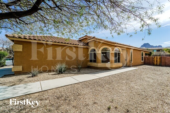 Foto del edificio - 8711 N Moonfire Dr