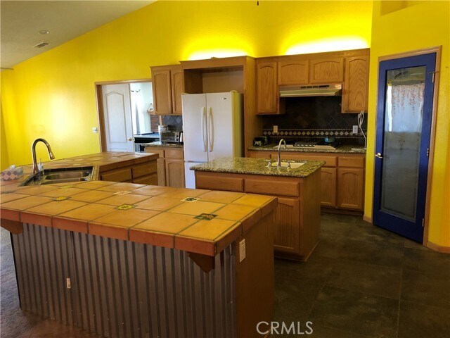 Foto del edificio - 36170 Woodland St