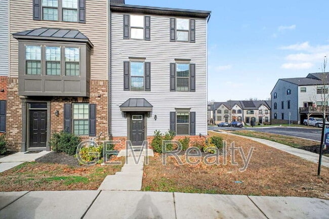 Building Photo - 1101 Rampart Dr