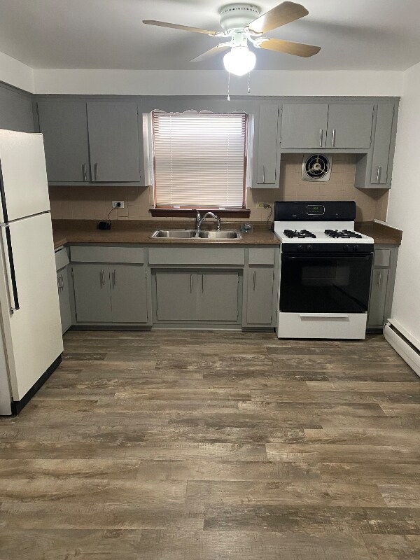 Foto del edificio - 2704 E 76th St