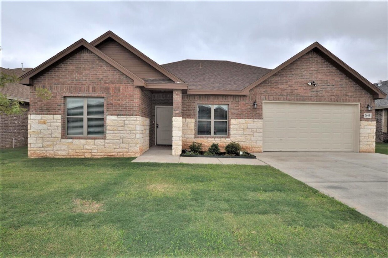 Primary Photo - Modern Luxury Living: Elegant 4BR/2BA Have...
